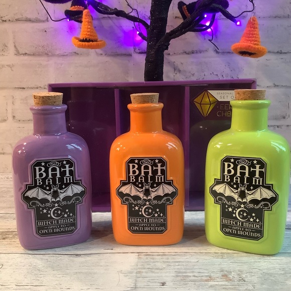 SKULL & BONES 3рк Poison Bottles Halloween Decor - Picture 2 of 8